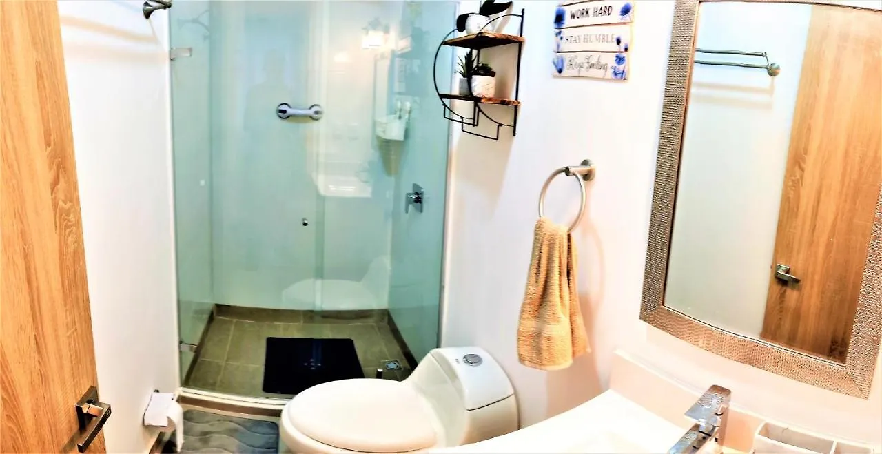 P16 Gorgeous Brand New 2Bd 3Ba 8 Blocks To Old City Steps To The Beach Apartment Cartagena