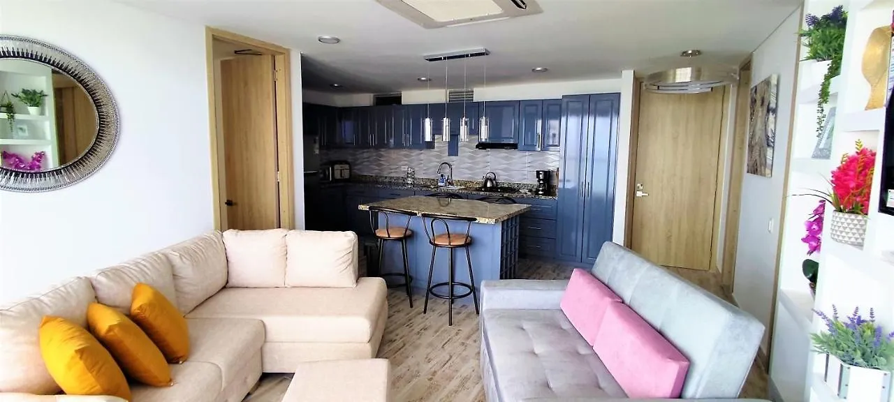 P16 Gorgeous Brand New 2Bd 3Ba 8 Blocks To Old City Steps To The Beach Apartment Cartagena