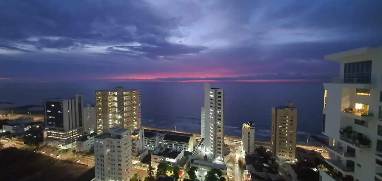 P16 Gorgeous Brand New 2Bd 3Ba 8 Blocks To Old City Steps To The Beach Apartment Cartagena
