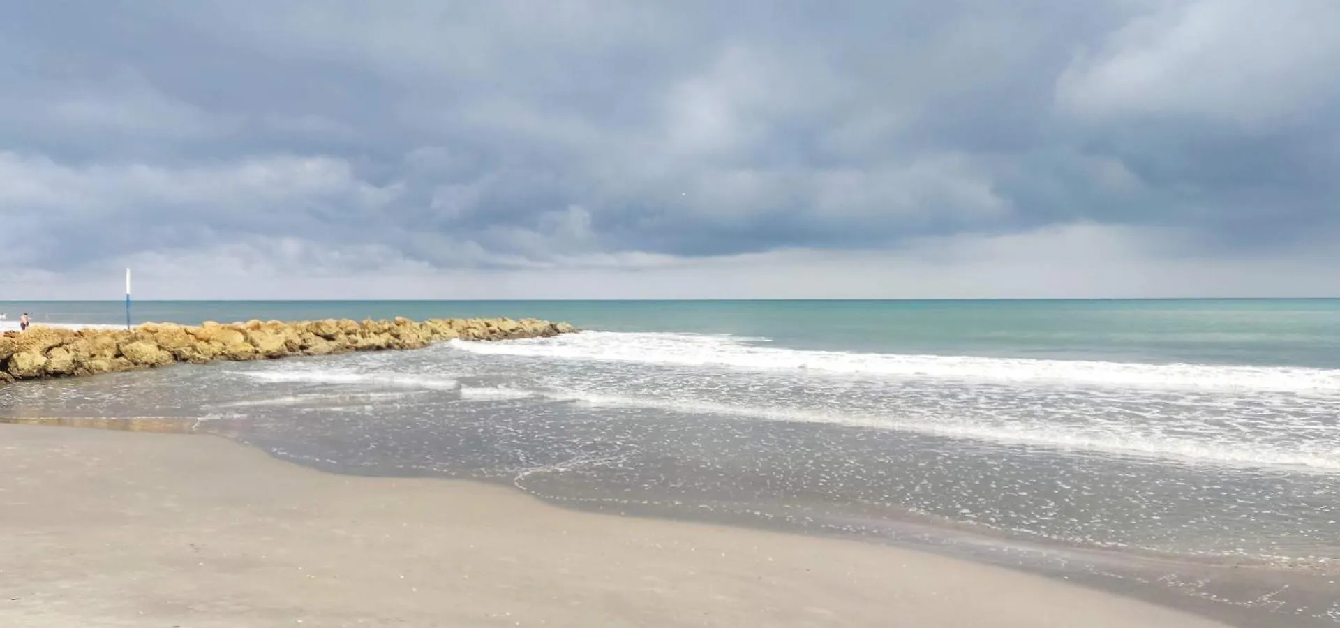 P16 Gorgeous Brand New 2Bd 3Ba 8 Blocks To Old City Steps To The Beach Apartment Cartagena