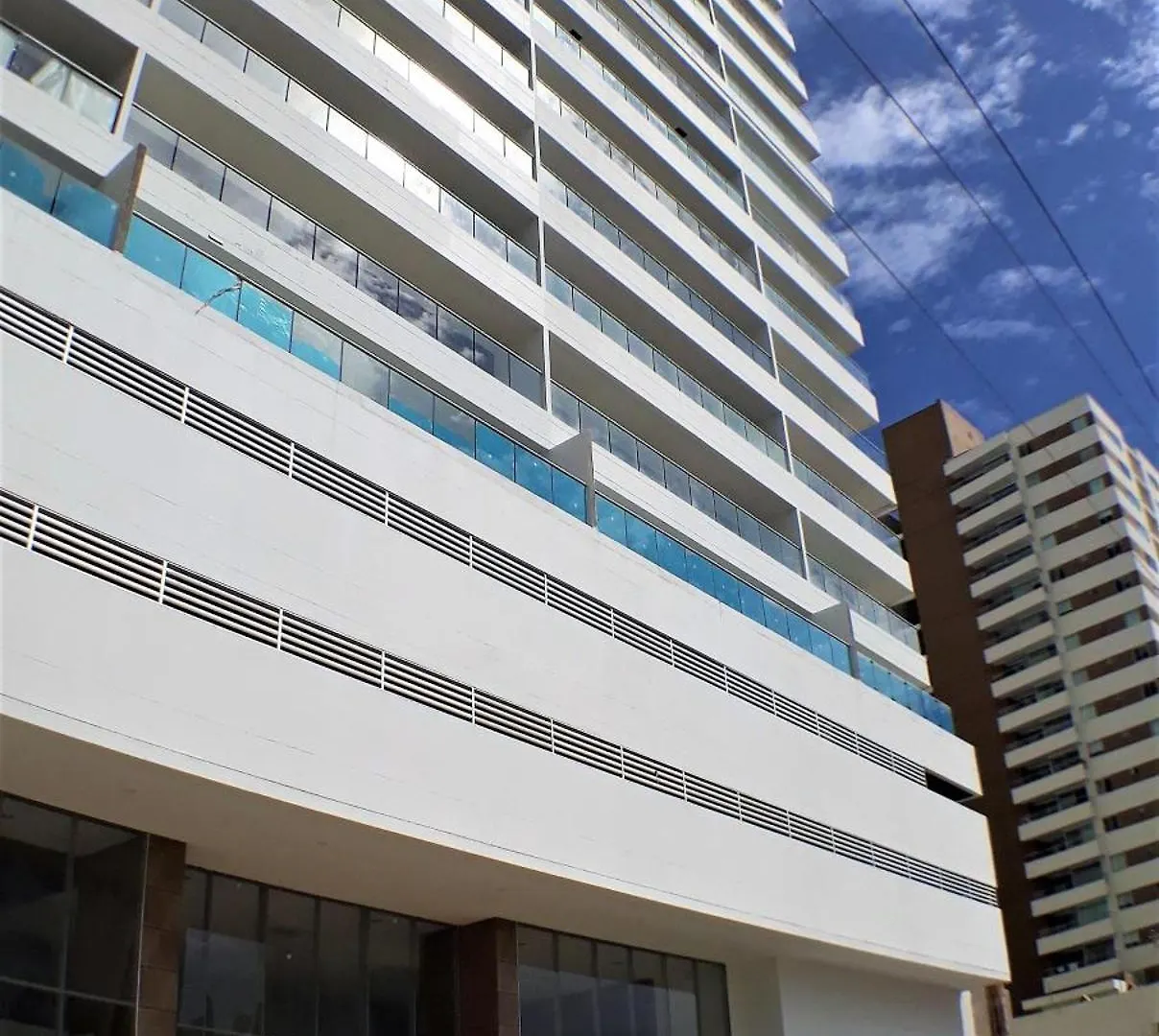 P16 Gorgeous Brand New 2Bd 3Ba 8 Blocks To Old City Steps To The Beach Apartment Cartagena